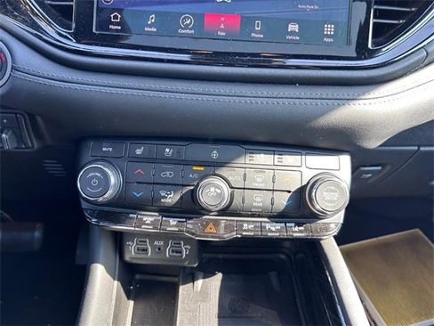 Used 2022 Dodge Durango Citadel image 17