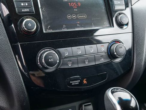 Used 2020 Nissan Rogue Sport S FWD image 20