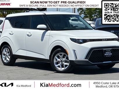 New 2025 Kia Soul LX w/ LX Technology Package