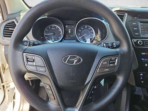 Used 2018 Hyundai Santa Fe Sport FWD image 13