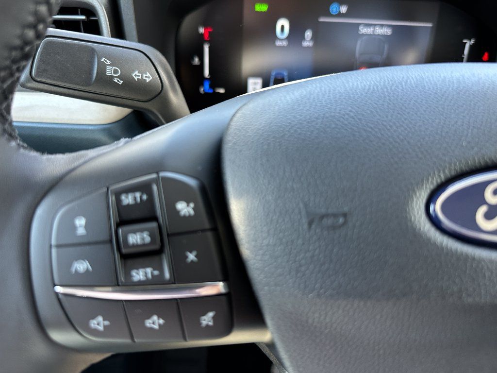 New 2026 Ford Maverick Lariat w/ 4K Tow Package AWD/4WD image 24
