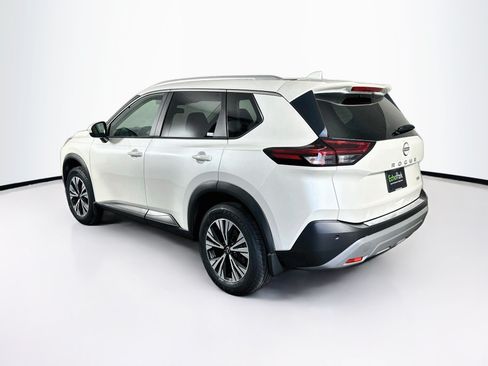 Used 2023 Nissan Rogue SV w/ SV Premium B Package FWD image 5