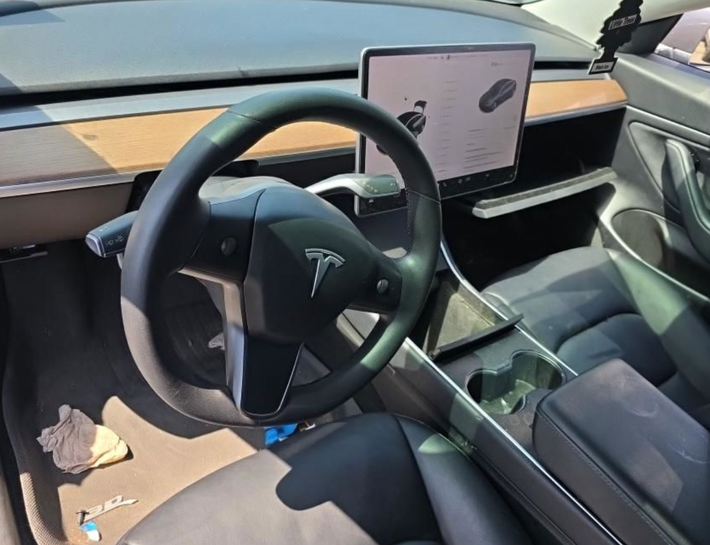 Used 2020 Tesla Model 3 Long Range AWD/4WD image 3
