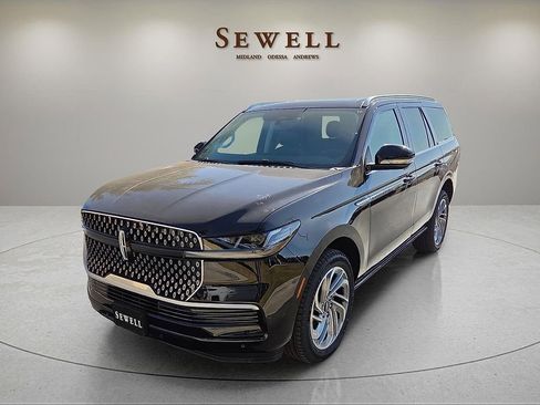 New 2025 Lincoln Navigator Reserve AWD/4WD image 1