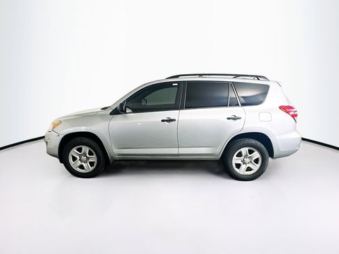 Used 2012 Toyota RAV4 4WD w/ Value Pkg image 4