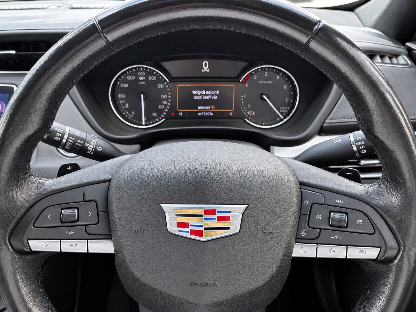 Used 2022 Cadillac XT4 Premium Luxury w/ Enhanced Visibility Package FWD image 15