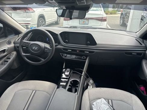 Used 2020 Hyundai Sonata SE w/ Cargo Package FWD image 12