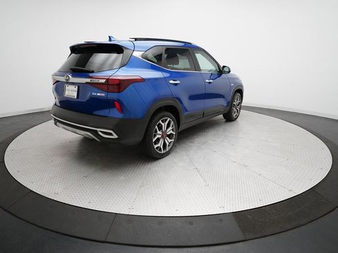 Used 2021 Kia Seltos SX w/ SX Sunroof Package image 36