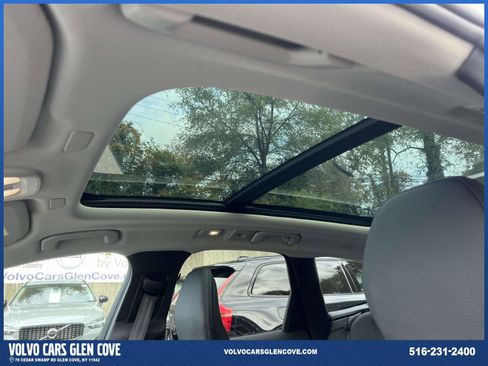 Used 2024 Volvo XC60 T8 Plus w/ Protection Package Premier image 19