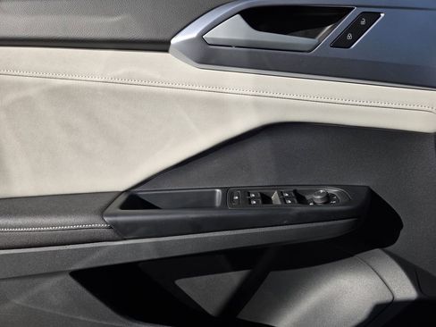 New 2026 Volkswagen Taos S FWD image 15
