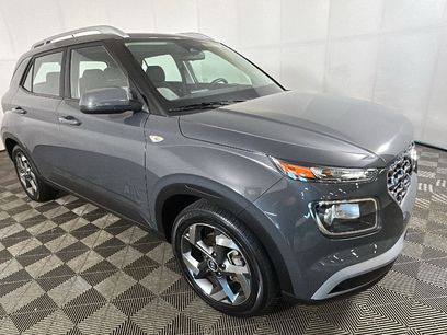Used 2025 Hyundai Venue SEL