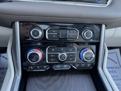 Certified 2023 GMC Yukon Denali image 13