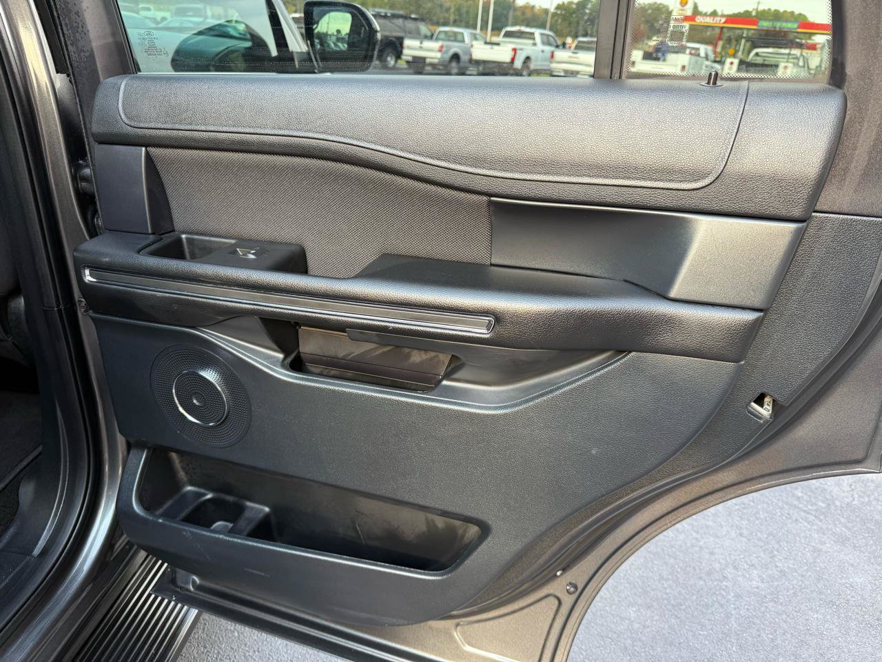 Used 2020 Ford Expedition XL AWD/4WD image 16