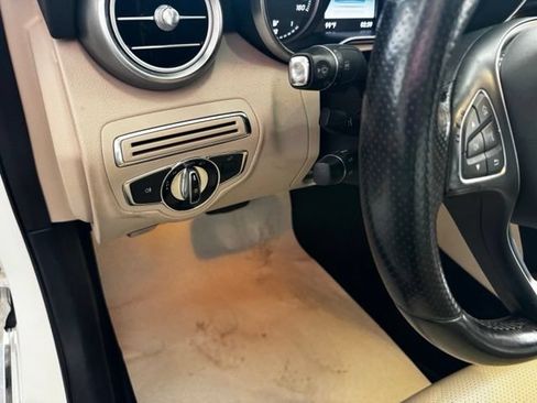 Used 2015 Mercedes-Benz C 300 4MATIC Sedan image 10