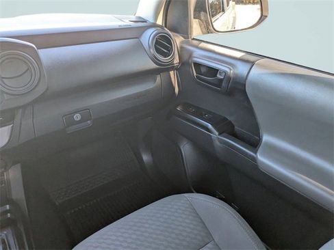 Used 2022 Toyota Tacoma SR image 20