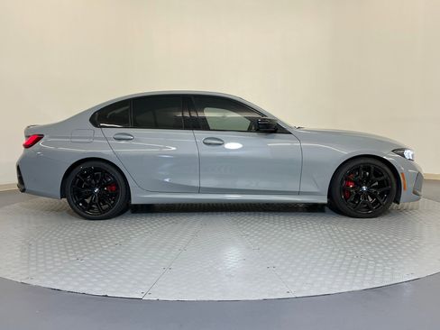 Used 2025 BMW M340i w/ Parking Assistance Package image 8
