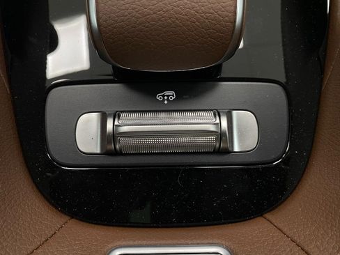 New 2026 Mercedes-Benz GLS 450 4MATIC image 27