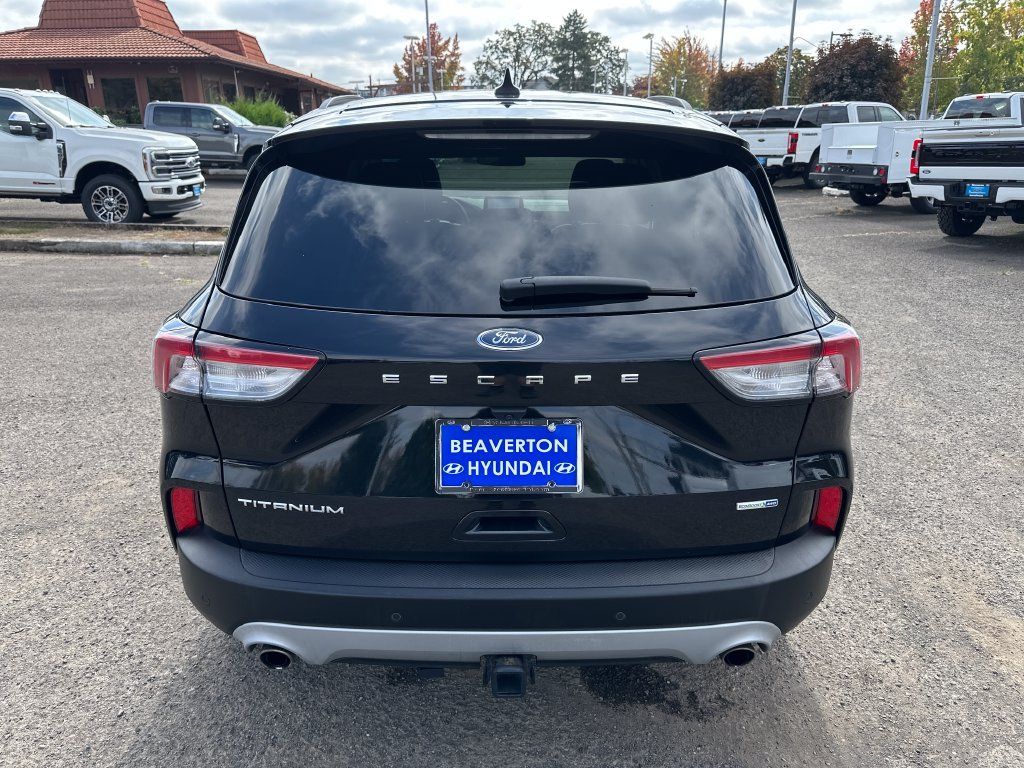 Used 2020 Ford Escape Titanium AWD/4WD image 5