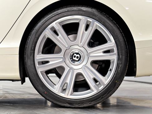 Used 2016 Bentley Flying Spur W12 AWD/4WD image 48