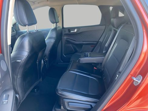 Used 2020 Ford Escape Titanium AWD/4WD image 19