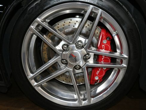 Used 2007 Chevrolet Corvette Z06 w/ Preferred Equipment Group RWD image 65