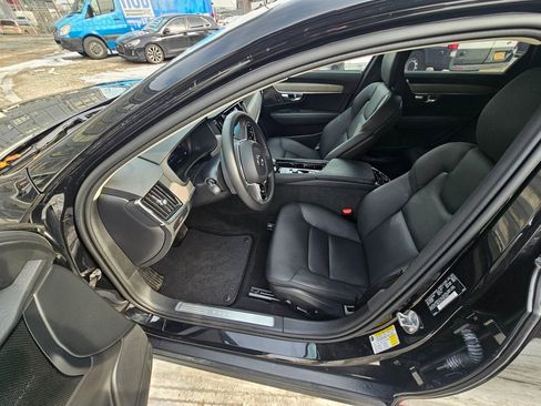 Certified 2024 Volvo V90 B6 Cross Country Plus image 18