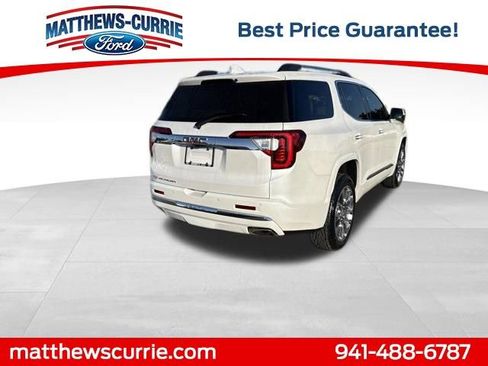 Used 2023 GMC Acadia Denali w/ Denali Ultimate Package image 4