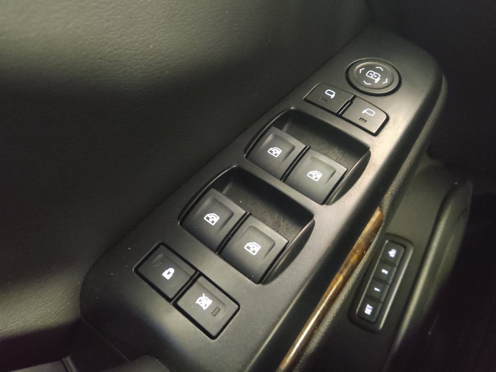 Used 2018 Chevrolet Tahoe LT AWD/4WD image 27