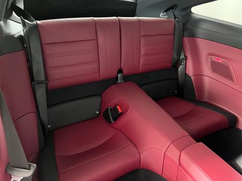 Certified 2025 Porsche 911 Carrera RWD image 20