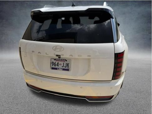 Certified 2026 Hyundai Palisade Calligraphy FWD image 6