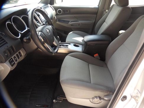 Used 2013 Toyota Tacoma 4x4 Double Cab image 14