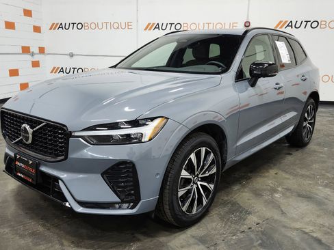 Used 2024 Volvo XC60 B5 Plus image 13