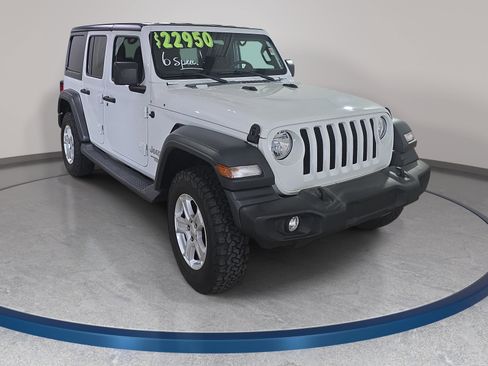 Used 2018 Jeep Wrangler Unlimited Sport S AWD/4WD image 4