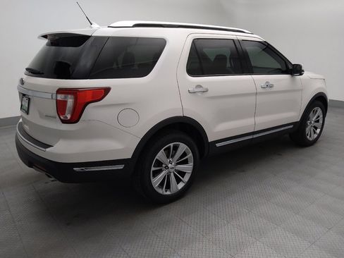 Used 2019 Ford Explorer Limited w/ Ford Safe & Smart Package FWD image 10
