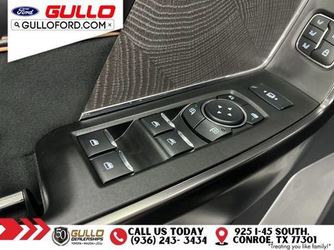 Used 2024 Ford F250 Platinum w/ FX4 Off-Road Package AWD/4WD image 21