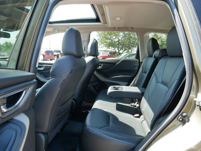 Used 2024 Subaru Forester Limited AWD/4WD image 16