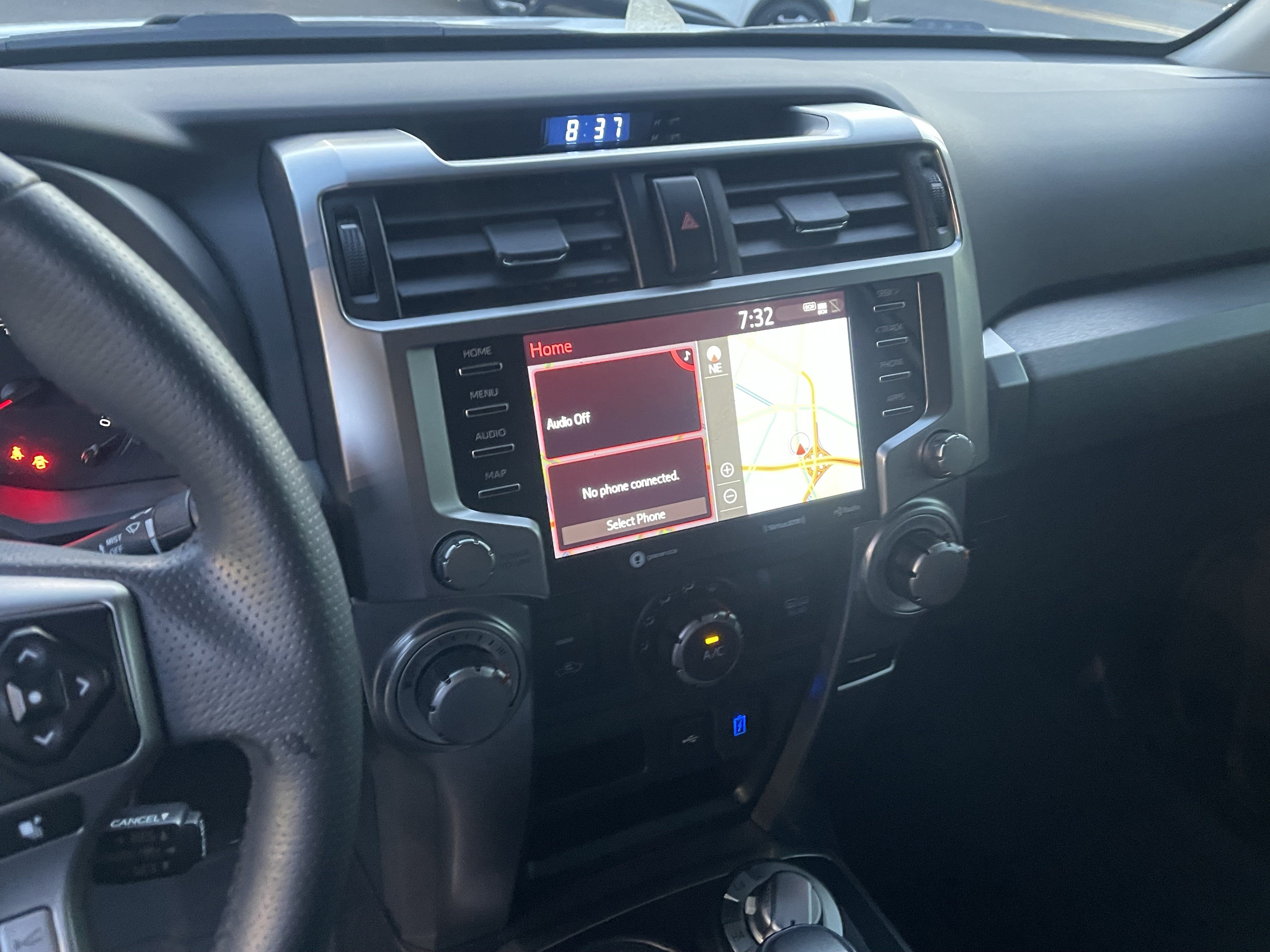 Used 2022 Toyota 4Runner SR5 AWD/4WD image 22