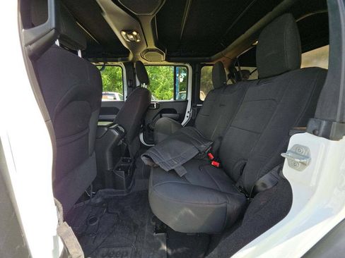 Used 2022 Jeep Wrangler Unlimited Sport AWD/4WD image 11