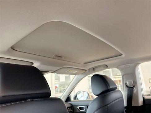 Used 2024 Honda Civic EX-L image 19