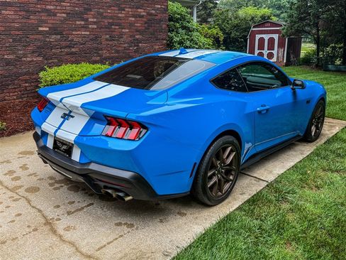 Used 2024 Ford Mustang GT Premium RWD image 36