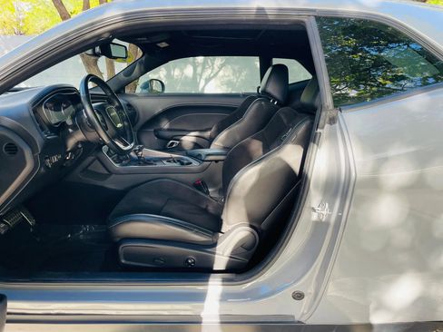 Used 2021 Dodge Challenger R/T Scat Pack w/ Dynamics Package image 9