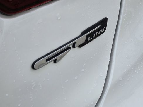 Used 2023 Kia Forte GT-Line w/ GT-Line Technology Package image 15