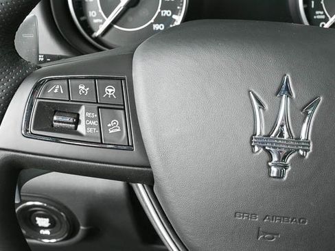 New 2024 Maserati Levante GT Ultima image 11