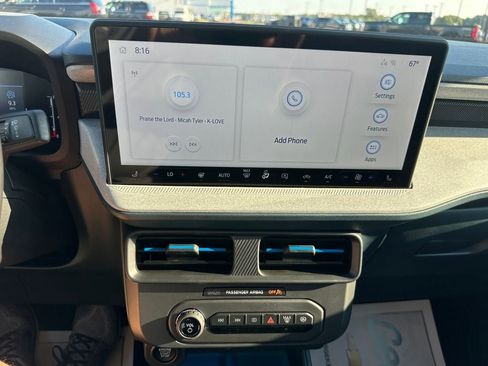 New 2025 Ford Maverick XLT w/ XLT Luxury Package image 8