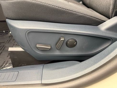 New 2025 Ford Maverick XLT w/ XLT Luxury Package image 42