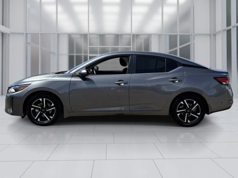 Certified 2025 Nissan Sentra SV FWD image 3