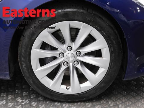 Used 2017 Tesla Model S 90D image 28