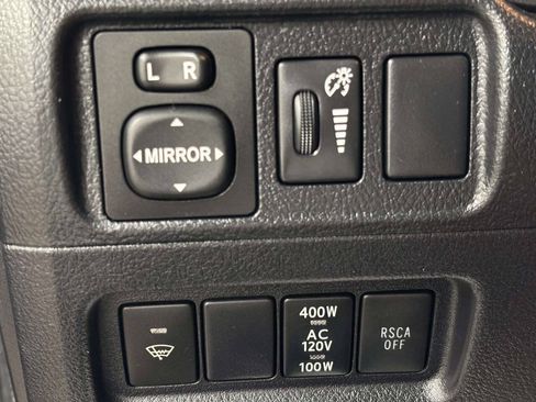 Used 2012 Toyota 4Runner Limited AWD/4WD image 27