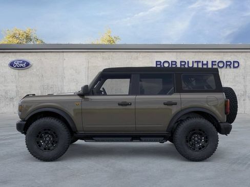 New 2026 Ford Bronco Badlands AWD/4WD image 4