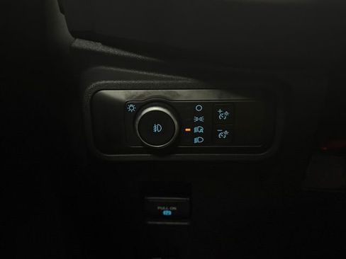 Used 2025 Ford Bronco Badlands image 31